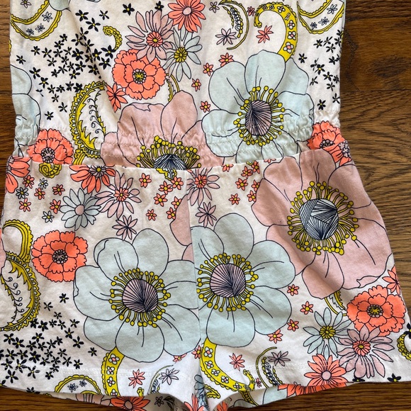 Baby Gap Girls Floral One Piece Spring to Fall Romper Size 3 - Picture 4 of 9